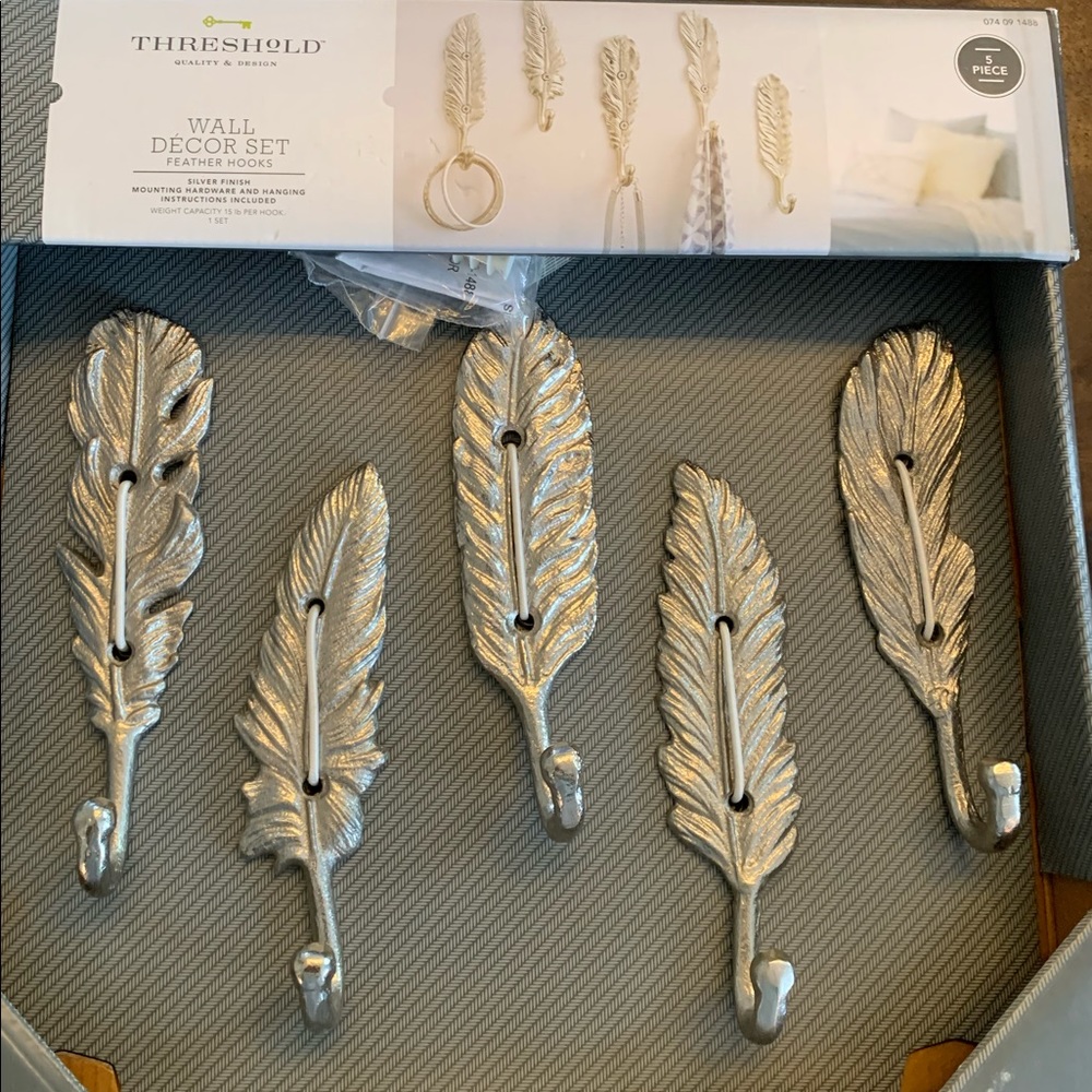 Threshold Brand 5 Silver Feather Wall Hooks